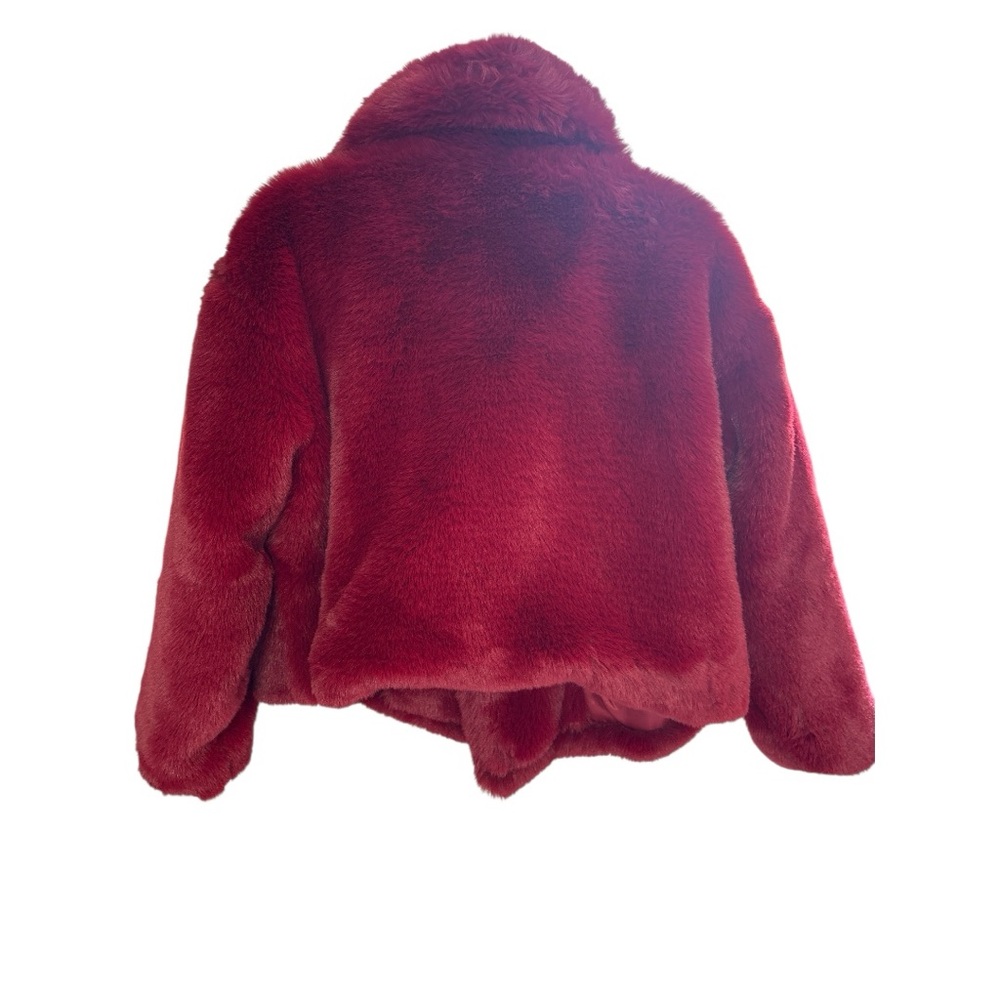 Luxurious Red Faux Fur Jacket - Picture 3 of 4
